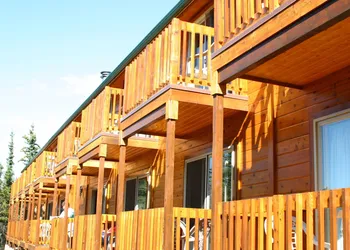 Denali Grizzly Bear Resort hotel thumbnail 4