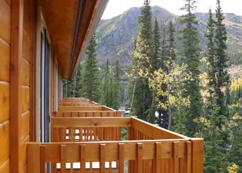 Denali Grizzly Bear Resort hotel thumbnail 7