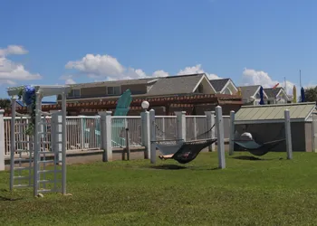 Islander Hotel & Resort hotel thumbnail 5