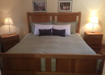 All Seasons Bed & Breakfast hotel thumbnail 5