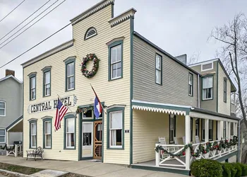 Central Hotel hotel thumbnail 3