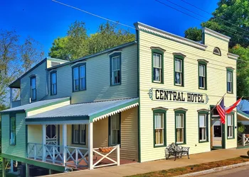 Central Hotel hotel thumbnail 4