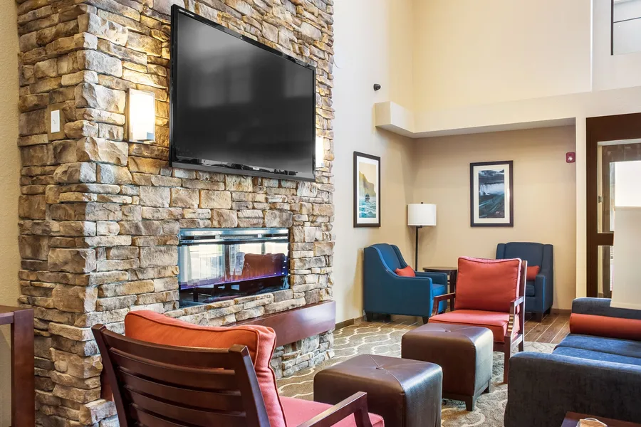 Comfort Inn & Suites Niagara Falls Blvd USA hotel detail image 2