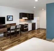 WoodSpring Suites Houston IAH Airport hotel detail image 4