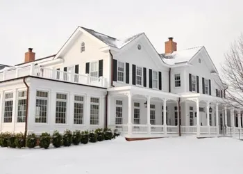 The Quogue Club at Hallock House hotel thumbnail 2