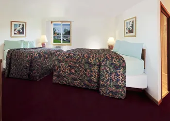 Shamrock Motel hotel thumbnail 7