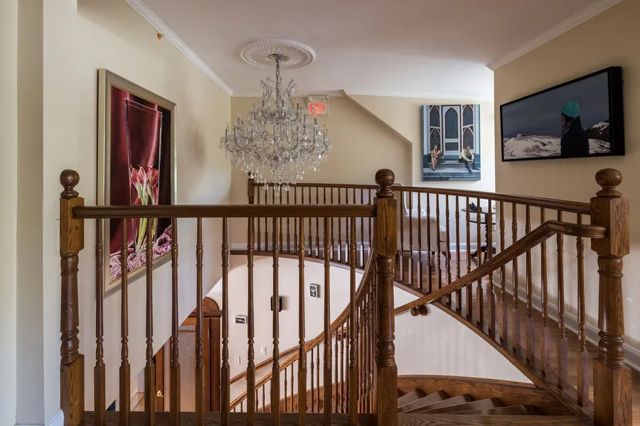 Monroe House Executive Suites hotel detail image 6