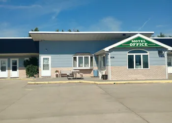 Dakota HorizINN hotel thumbnail 2
