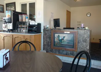 Dakota HorizINN hotel thumbnail 4