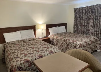 Century motel hotel thumbnail 2