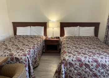 Century motel hotel thumbnail 7