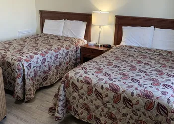 Century motel hotel thumbnail 8