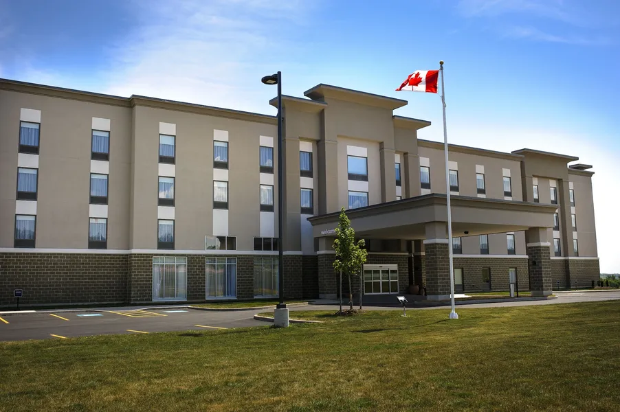 Hampton Inn & Suites by Hilton Truro hotel detail image 6