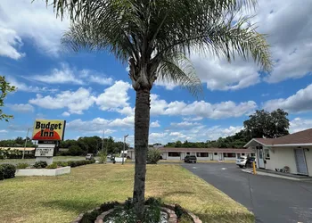 Budget Inn hotel thumbnail 6