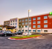 Holiday Inn Express & Suites Russellville by IHG hotel detail image 4