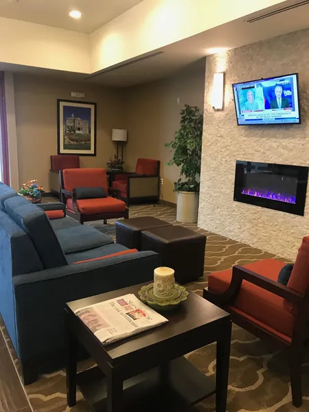 Heartland Inn and Suites hotel detail image 6