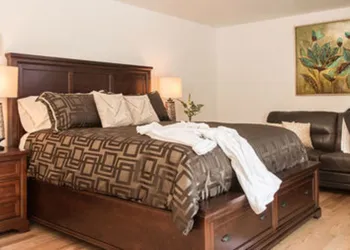 River Spring Lodge hotel thumbnail 8
