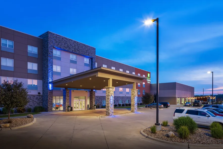Holiday Inn Express & Suites Sioux City North-Event Center by IHG hotel detail image 6