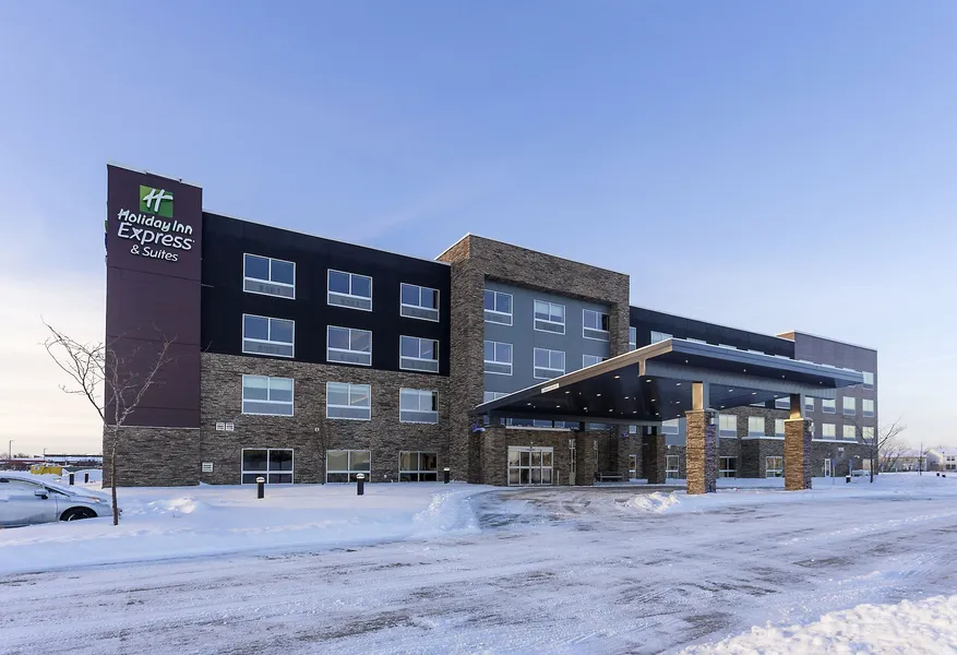 Holiday Inn Express & Suites West Des Moines - Jordan Creek by IHG hotel detail image 2