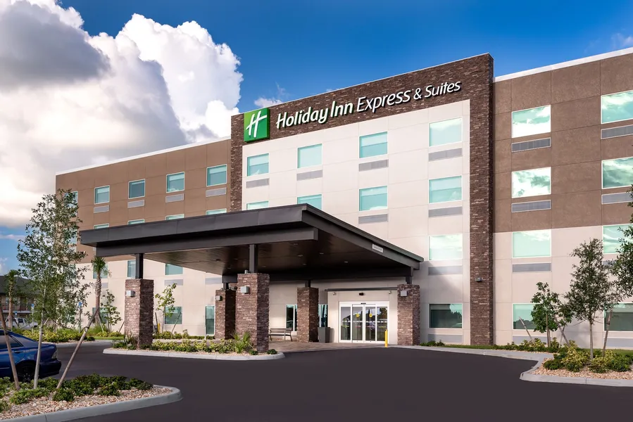 Holiday Inn Express & Suites Punta Gorda by IHG hotel detail image 2