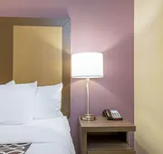 La Quinta Inn & Suites by Wyndham Weatherford OK hotel detail image 5