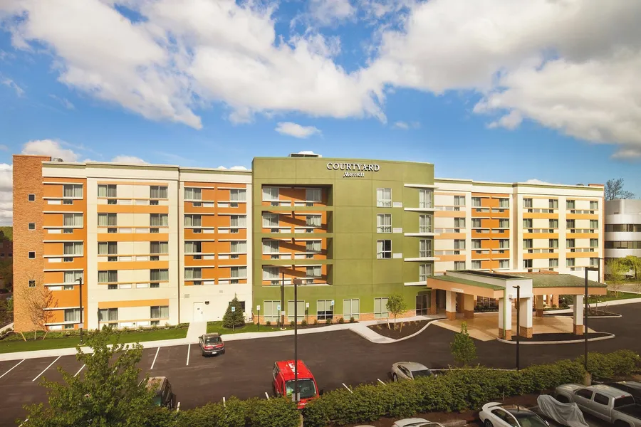 Courtyard by Marriott Yonkers Westchester County hotel detail image 2