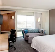 Courtyard by Marriott Yonkers Westchester County hotel detail image 7