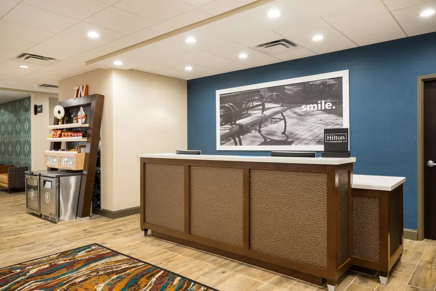 Hampton Inn Newport hotel detail image 2