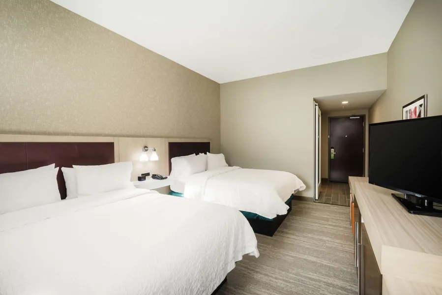 Hampton Inn Newport hotel detail image 6