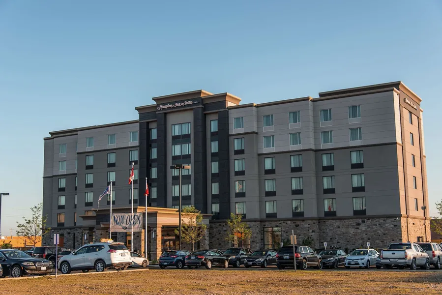 Hampton Inn & Suites by Hilton Bolton hotel detail image 2