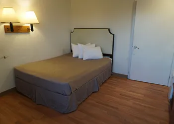 Budget Inn Yakima hotel thumbnail 5