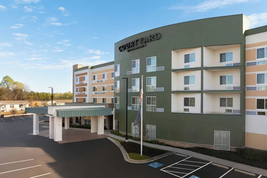 Courtyard By Marriott Fayetteville Fort Bragg Spring Lake hotel detail image 2