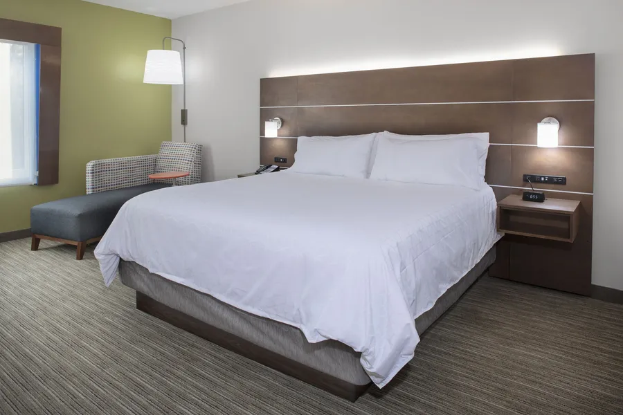Holiday Inn Express and Suites King George- Dahlgren by IHG hotel detail image 6