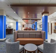 Holiday Inn Express & Suites Tulsa South - Woodland Hills by IHG hotel detail image 4