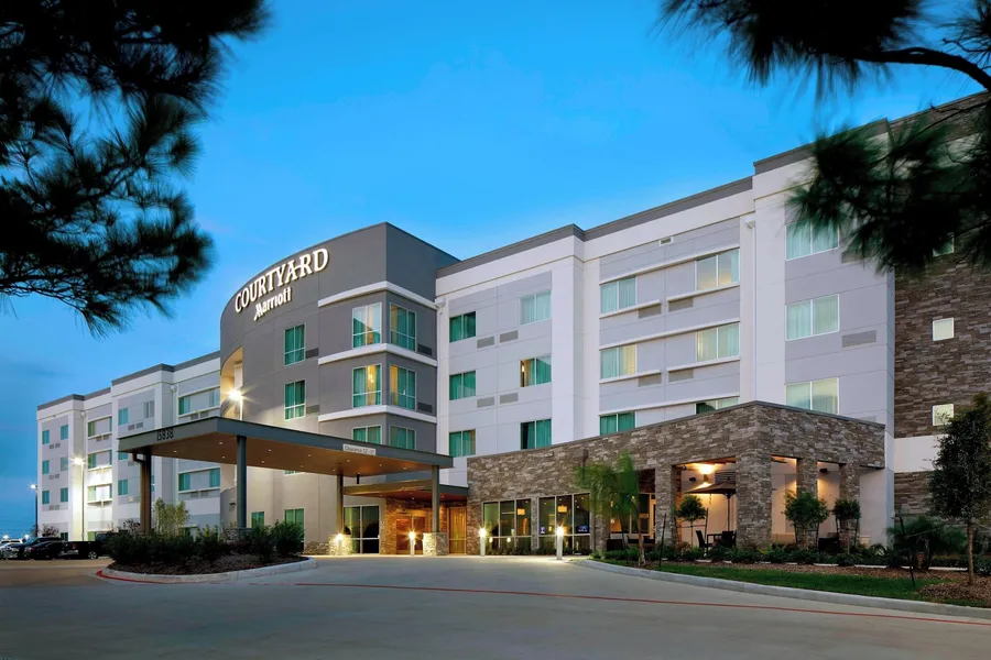 Courtyard by Marriott Houston Intercontinental Airport hotel detail image 2