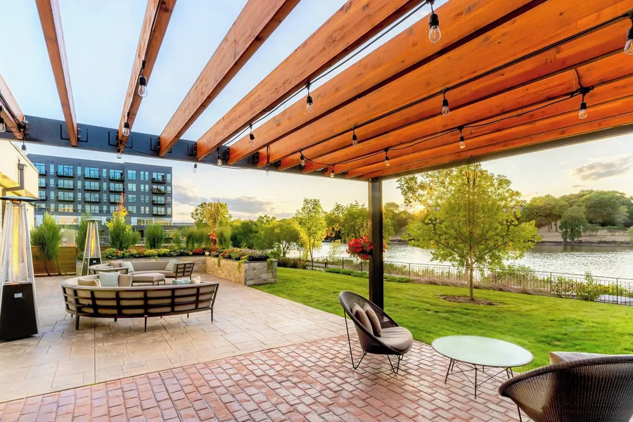 Courtyard by Marriott Appleton Riverfront hotel detail image 6