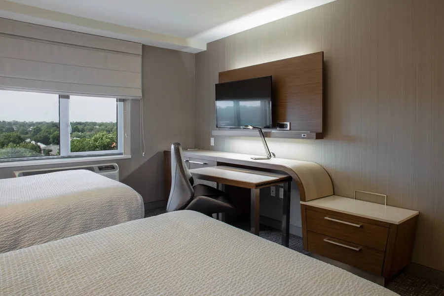 Courtyard by Marriott New York Queens/Fresh Meadows hotel detail image 6