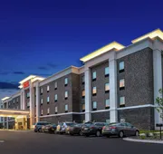 Hampton Inn & Suites St. Paul Oakdale/Woodbury hotel detail image 3
