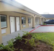 Scottish Inn & Suites hotel detail image 5