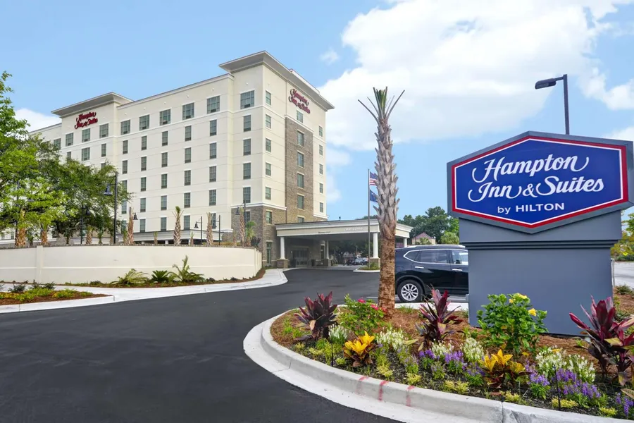 Hampton Inn & Suites Charleston Airport hotel detail image 2