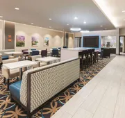 La Quinta Inn & Suites by Wyndham Terre Haute hotel detail image 4