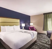 La Quinta Inn & Suites by Wyndham Baton Rouge - Port Allen hotel detail image 5
