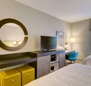 Hampton Inn & Suites Boston/Stoughton hotel detail image 7