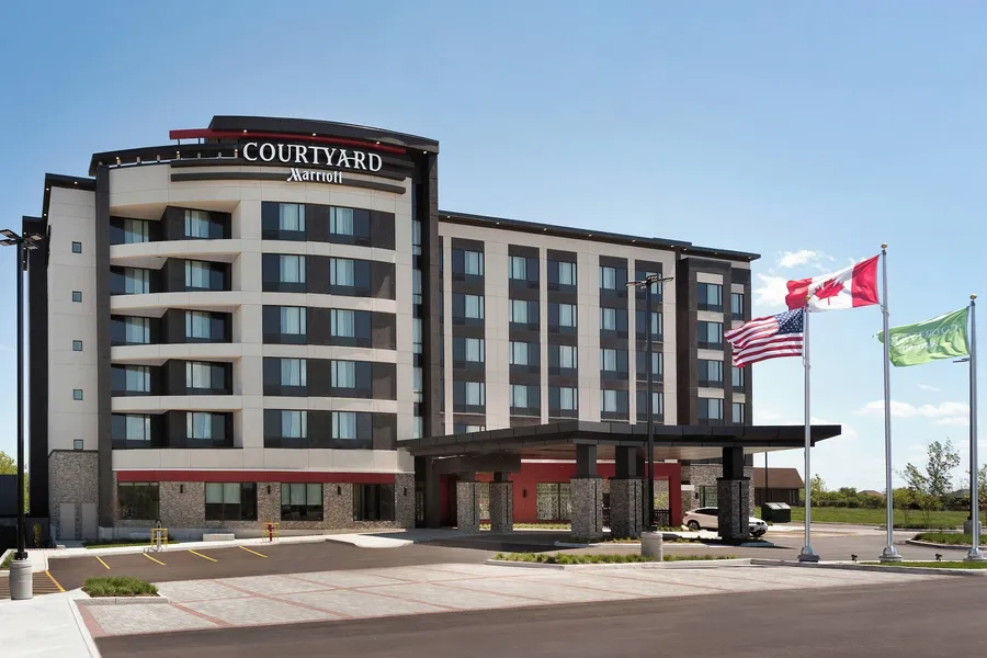 Courtyard by Marriott Toronto Mississauga/West hotel detail image 2