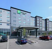 Holiday Inn Hotel & Suites Calgary Airport North by IHG hotel detail image 4