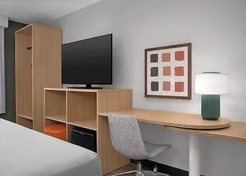 Spark by Hilton Northborough hotel thumbnail 5