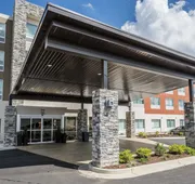 Holiday Inn Express & Suites Commerce by IHG hotel detail image 4