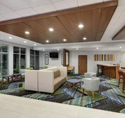Holiday Inn Express & Suites Dallas NW HWY - Love Field by IHG hotel detail image 4
