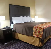 Express Inn & Suites - Bush Airport hotel detail image 5