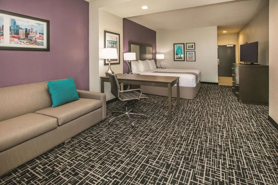 La Quinta Inn & Suites by Wyndham Dallas - Richardson hotel detail image 6